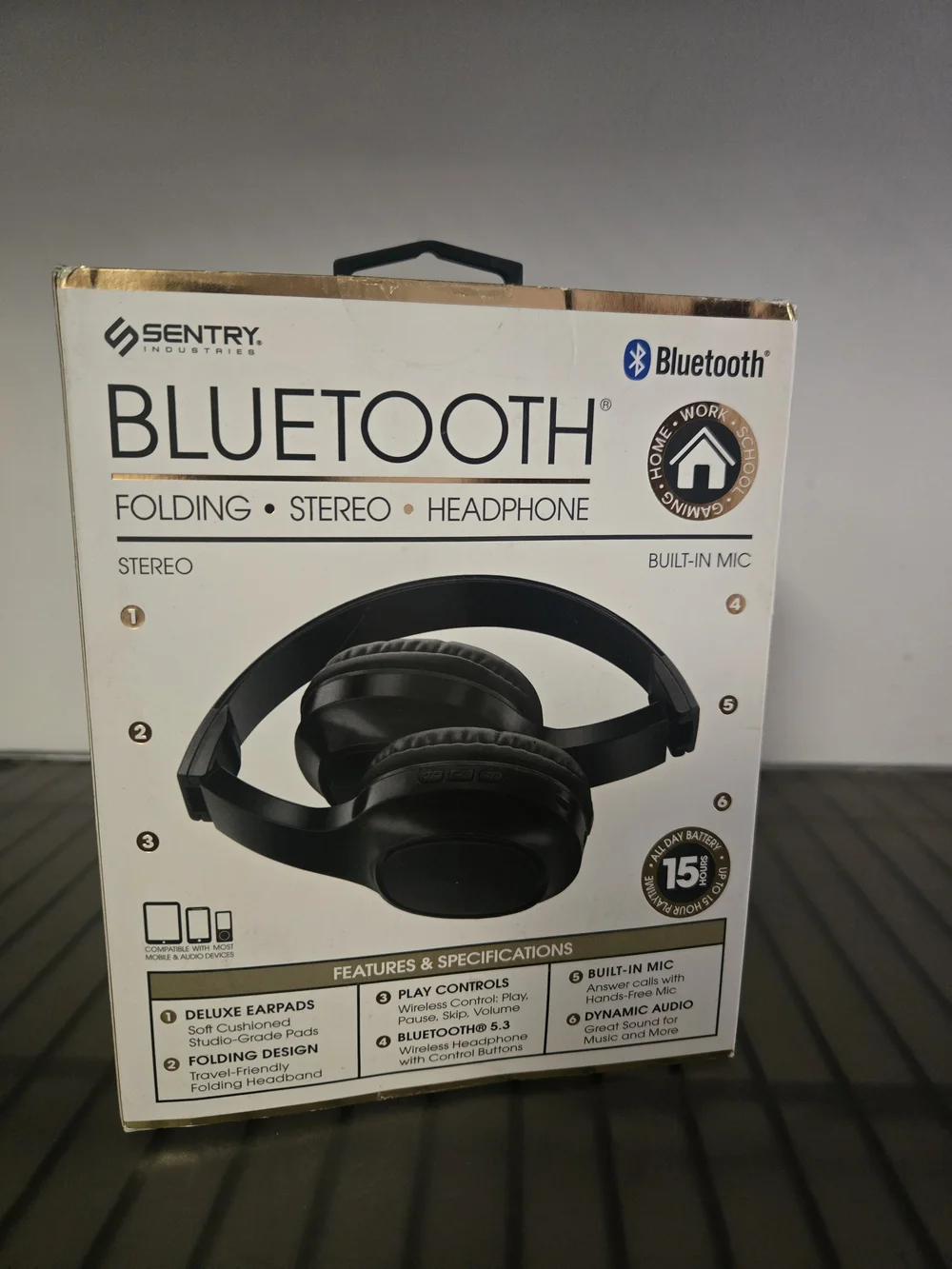 Sentry Bluetooth Wireless Headphones in Black - Rechargeable with Mic